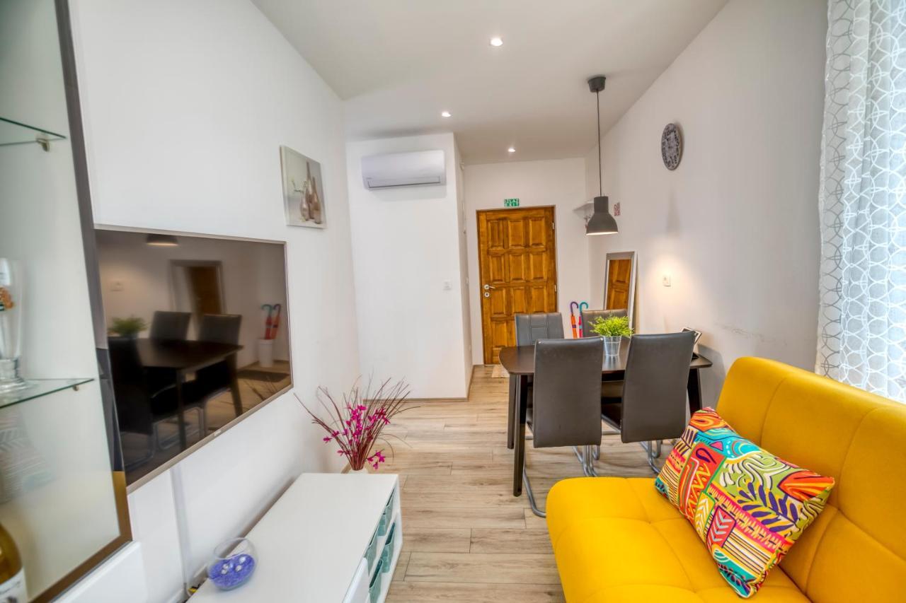 ספליט Apartment Grace, Feel At Home - Away From Home מראה חיצוני תמונה